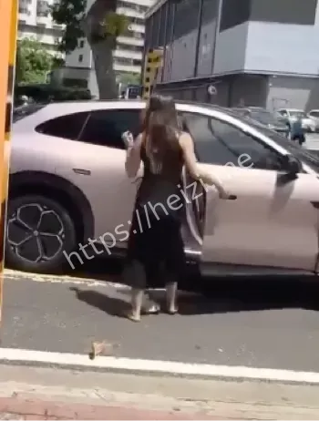 开车撞外卖小哥