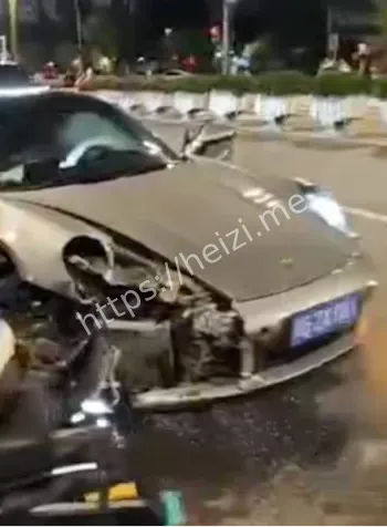 保时捷911超速失控