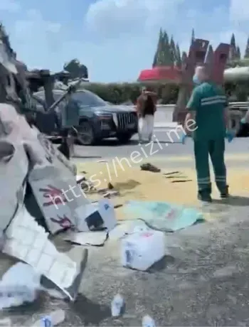 追尾事故一家三口死亡