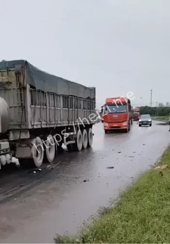 河南汝州货车事故