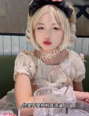 鞭炮盆爆炸凳子碎裂