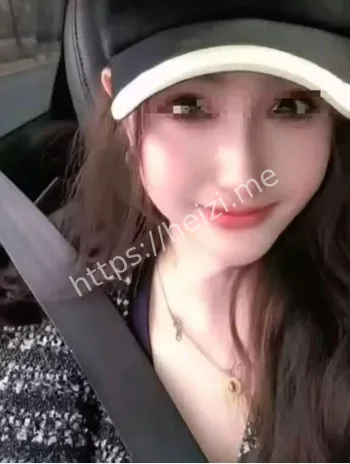 肇庆原配带两女儿当街拦车砸车捉奸