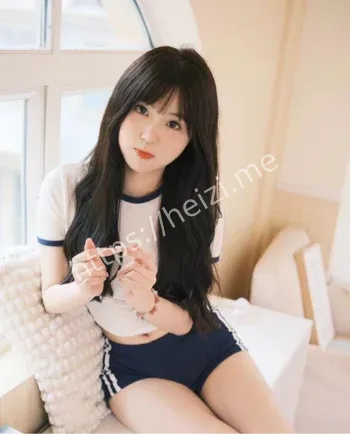 网红约女粉丝被女友抓现行