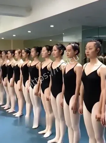 胡妍慈厕所自拍流传