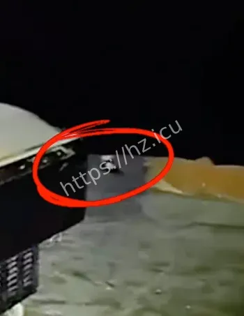 户外探险小龙冰馆