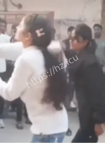 三族女性反击细节