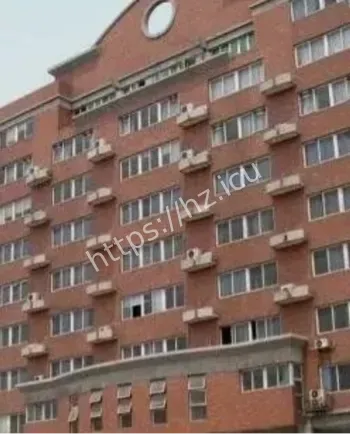 天佑楼第三层封闭