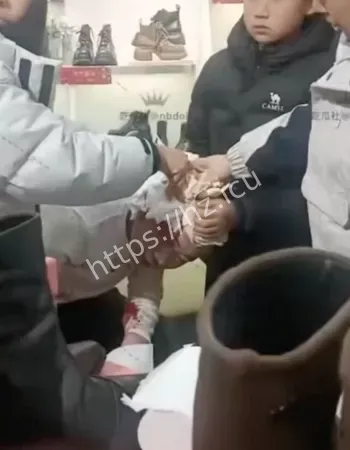 十几个精神小伙